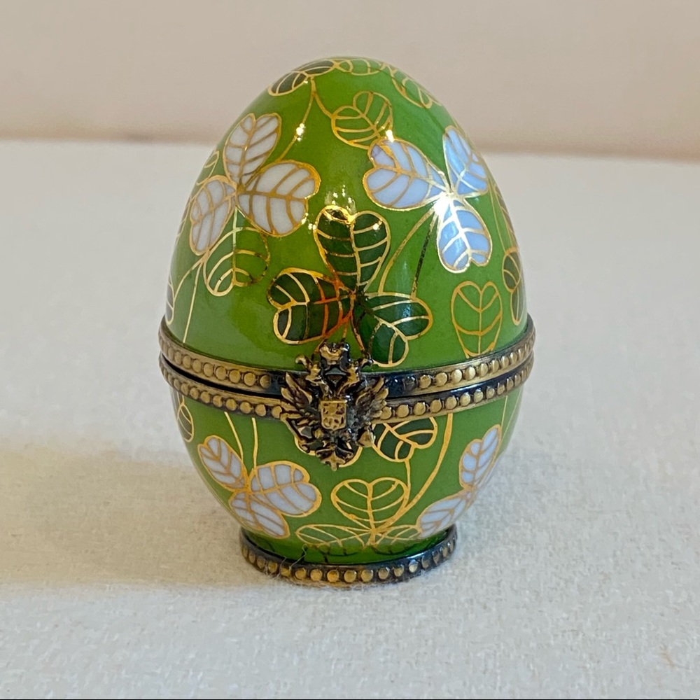 Limoges Fabergé Imperial Clover Egg